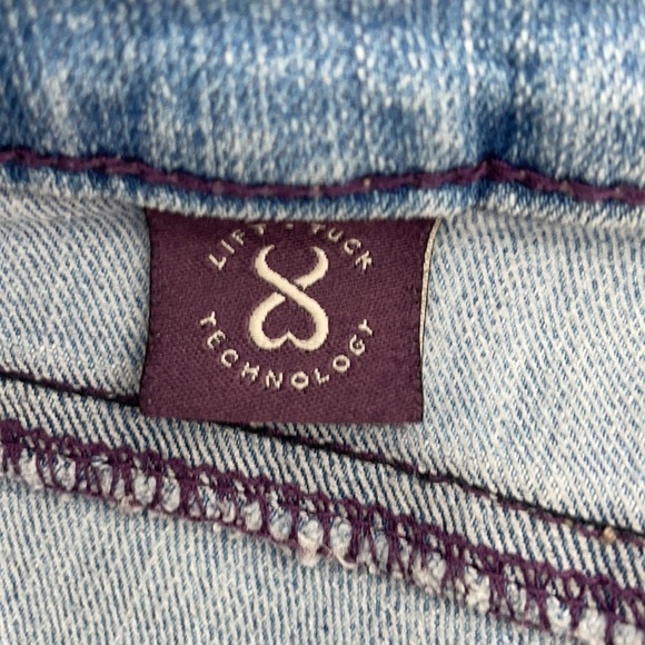 NYDJ Not Your Daughters mom Jeans embroidered - Picture 8 of 11